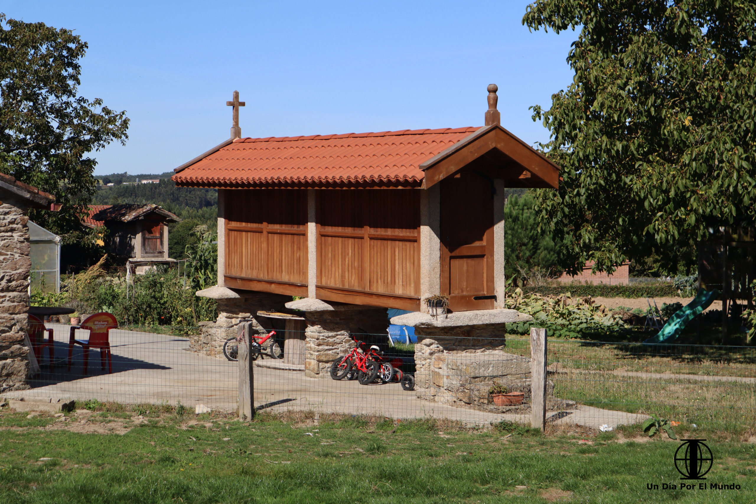 horreo-tipico-camino-santiago